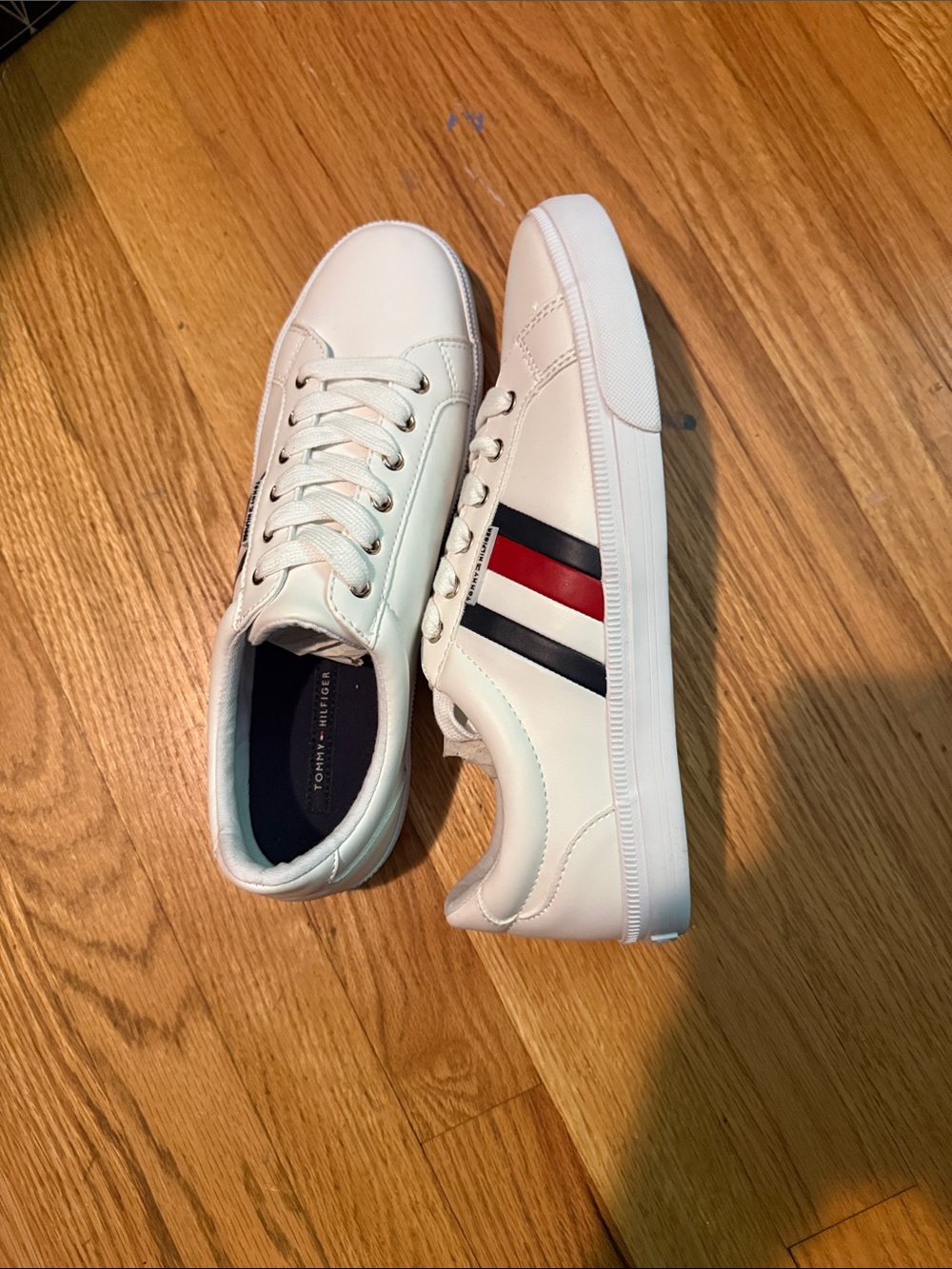 Tommy Hilfiger White Leather Sneakers with Red & Navy Stripe Women’s Size 10